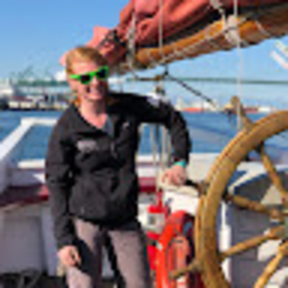 Meet your Posher, Carolyn